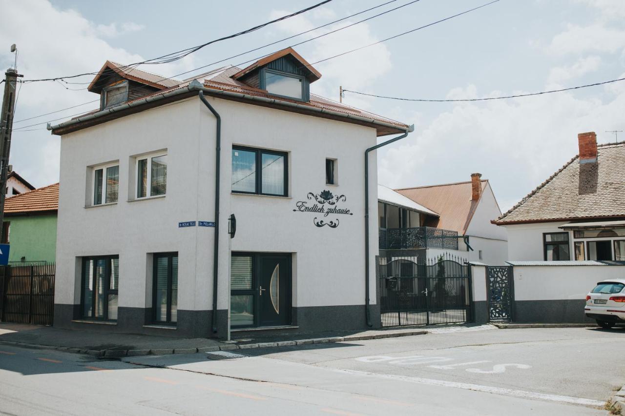 Hotel Endlich Zuhause Sibiu Exterior foto